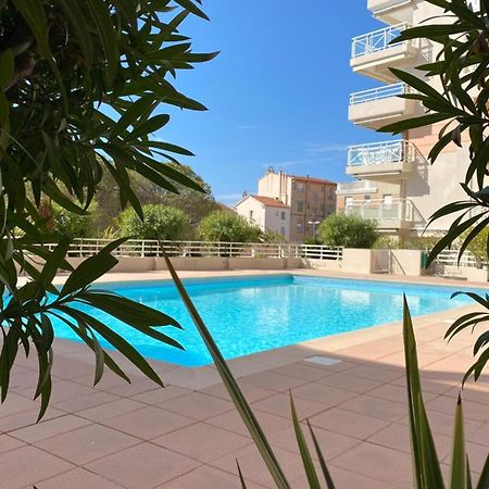 06Ai - Beautiful Renovated Studio - Sea And Pool View Vallauris Exterior foto