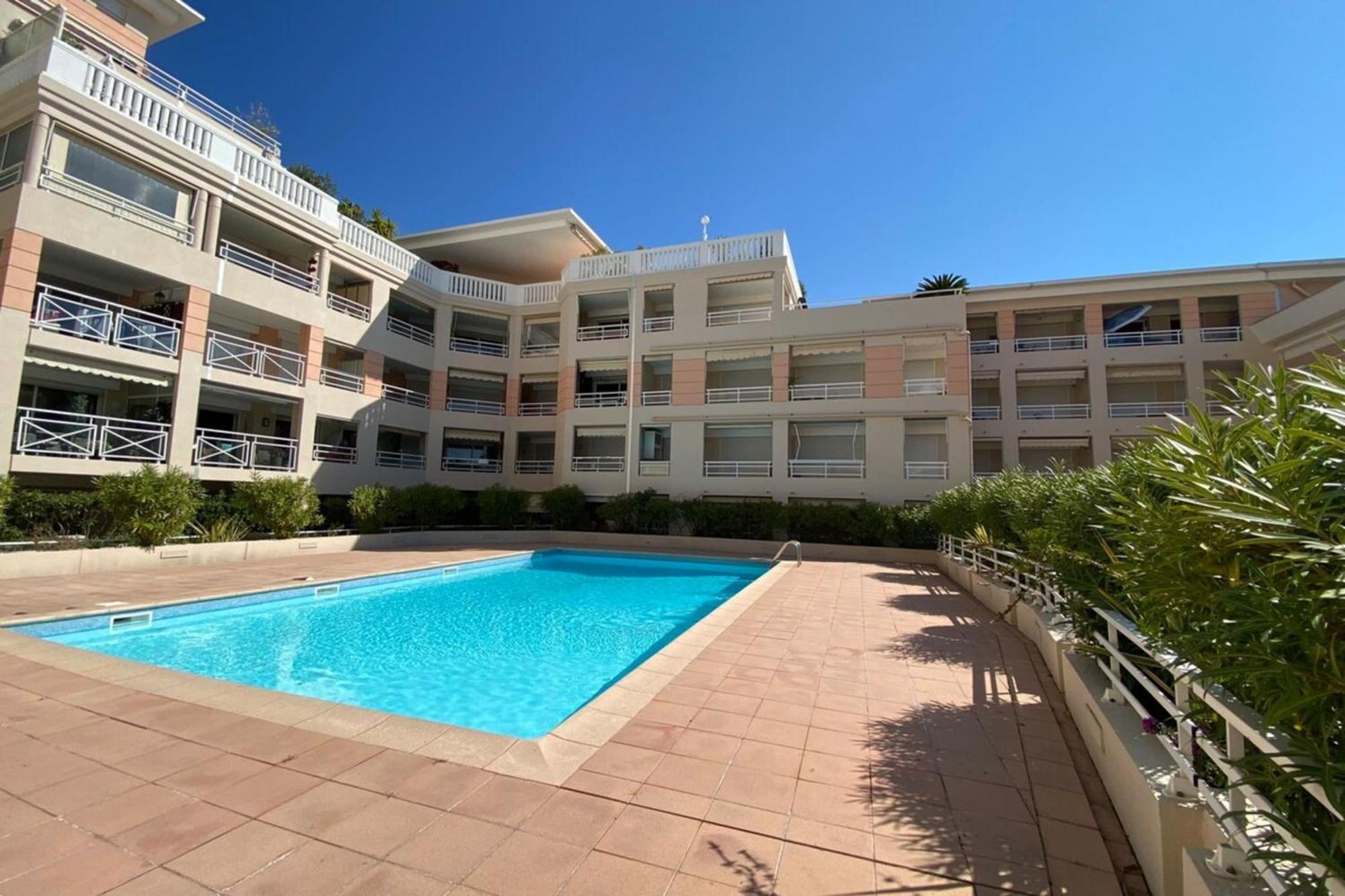 06Ai - Beautiful Renovated Studio - Sea And Pool View Vallauris Exterior foto