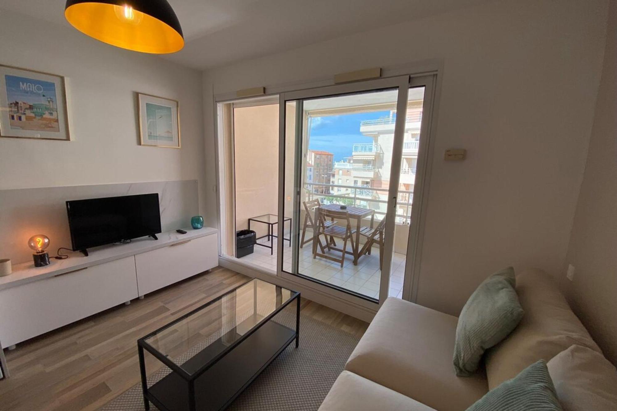 06Ai - Beautiful Renovated Studio - Sea And Pool View Vallauris Exterior foto