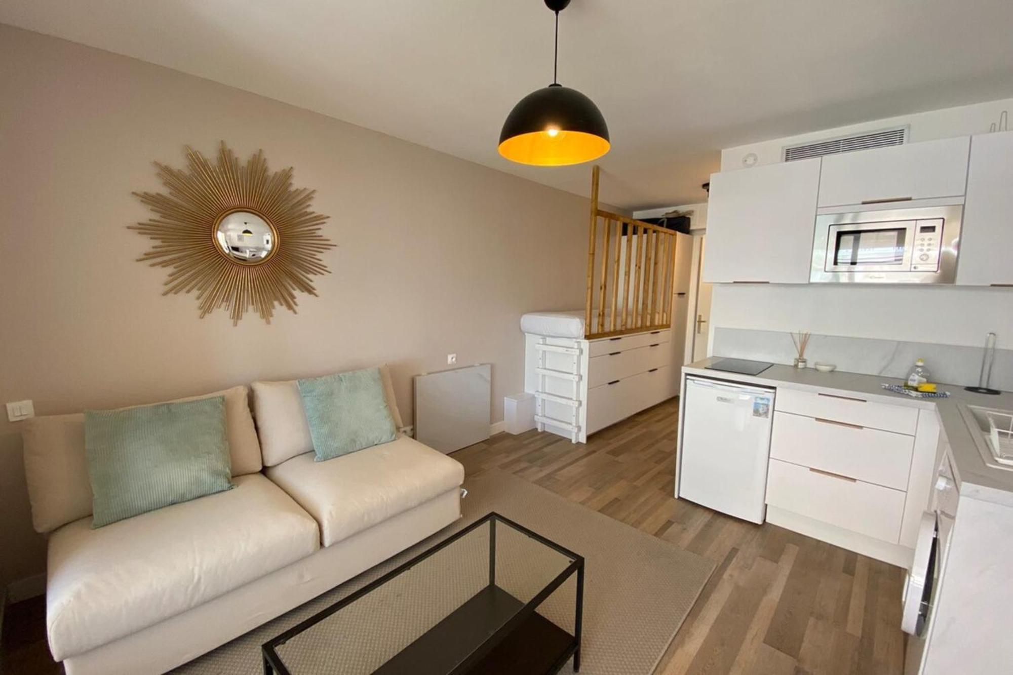 06Ai - Beautiful Renovated Studio - Sea And Pool View Vallauris Exterior foto